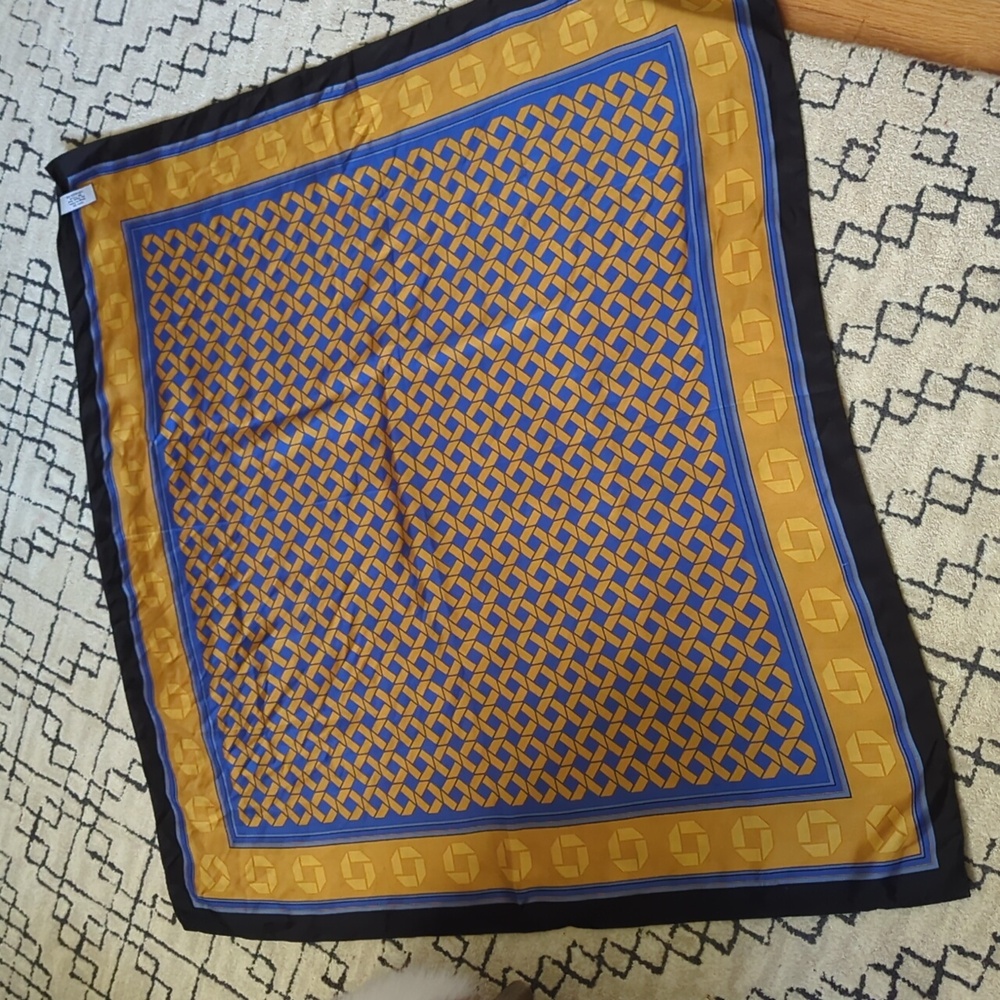 Twin Hill silk scarf